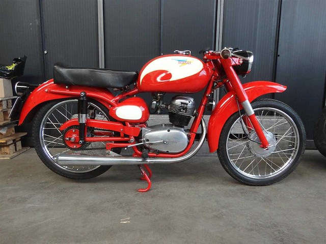 1960 ceccato giulietta 125cc | italian classic motorcycle - afbeelding 13 van  14