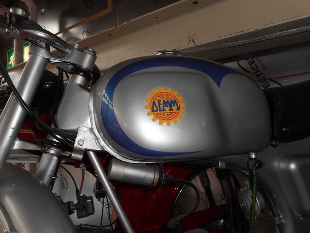 1960 demm 50cc moped no. 11 | italian classic moped - afbeelding 11 van  11