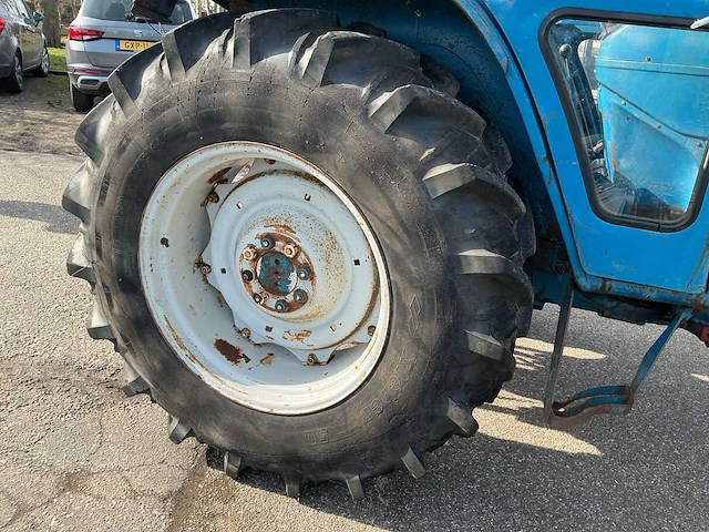 1960 ford 4610 oldtimer tractor - afbeelding 4 van  33