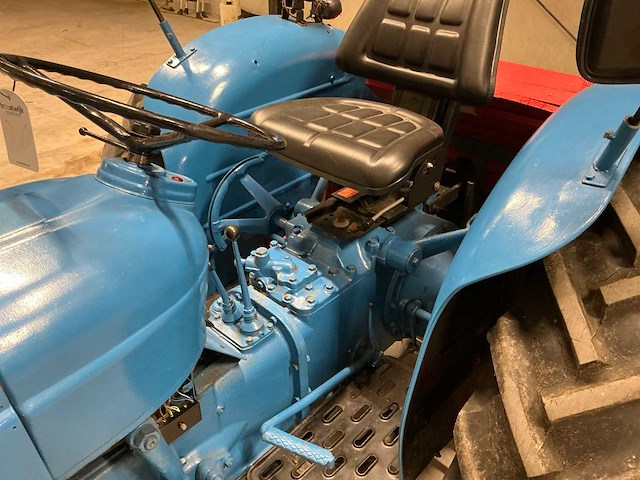1960 fordson dextra oldtimer tractor - afbeelding 2 van  15