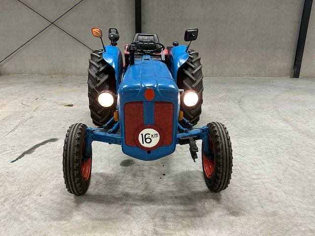 1960 fordson dextra oldtimer tractor - afbeelding 8 van  15