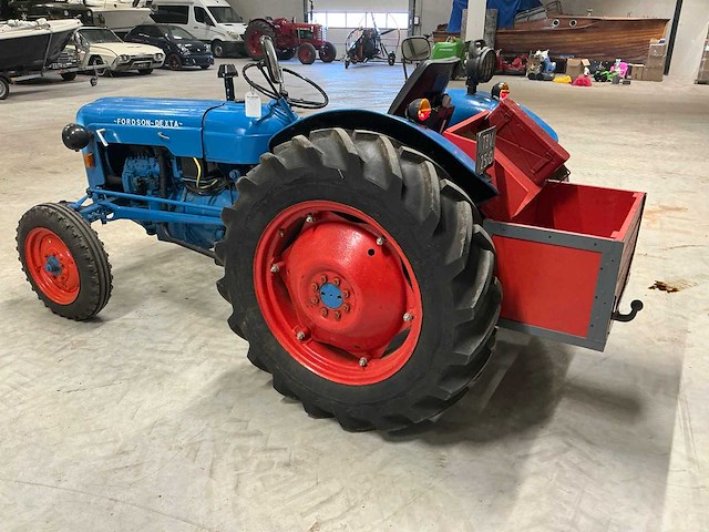 1960 fordson dextra oldtimer tractor - afbeelding 13 van  15