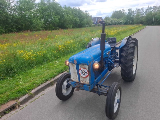 1960 fordson power major oldtimer tractor - afbeelding 7 van  14