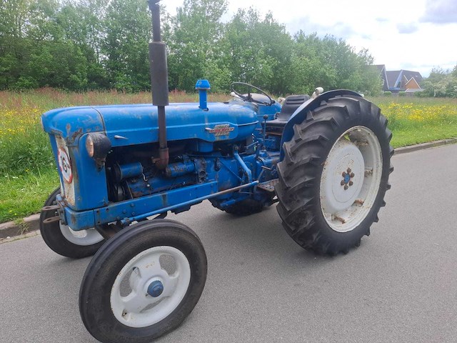 1960 fordson power major oldtimer tractor - afbeelding 8 van  14