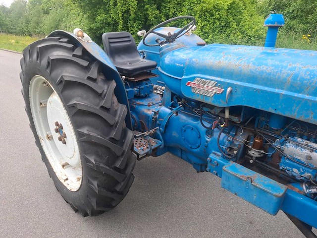 1960 fordson power major oldtimer tractor - afbeelding 10 van  14