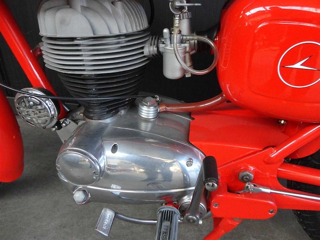 1960 garelli motoleggera 125cc | italian classic motorcycle - afbeelding 5 van  5