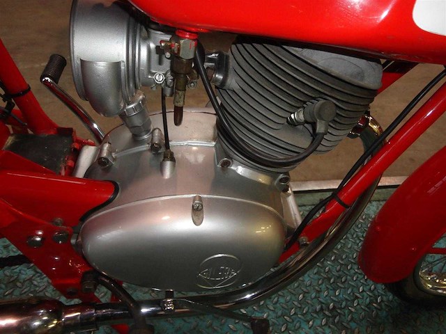 1960 gilera giubileo 124 | italian classic motorcycle - afbeelding 7 van  11