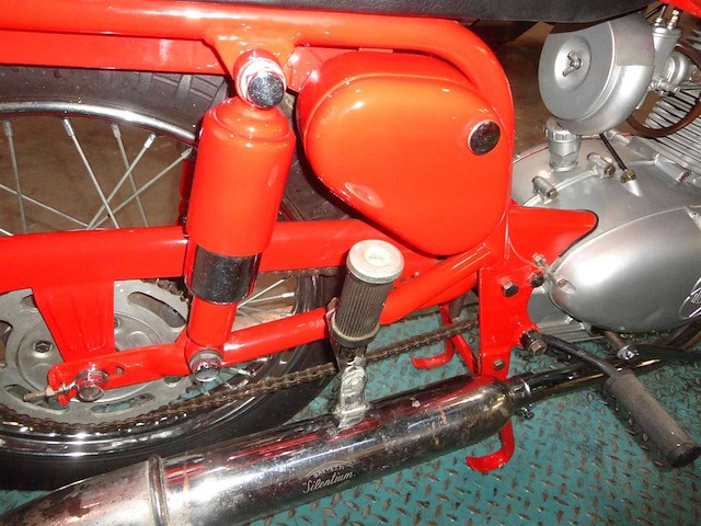 1960 gilera giubileo 124 | italian classic motorcycle - afbeelding 8 van  11