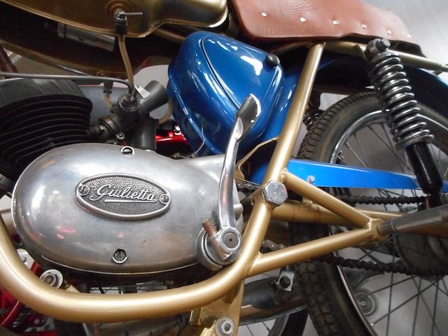1960 giulietta 50cc | italian classic moped - afbeelding 18 van  19