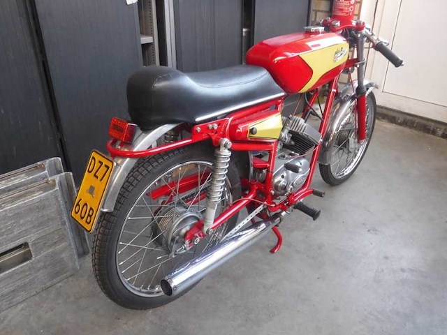 1960 giulietta super sport 50cc | italian classic moped - afbeelding 10 van  11