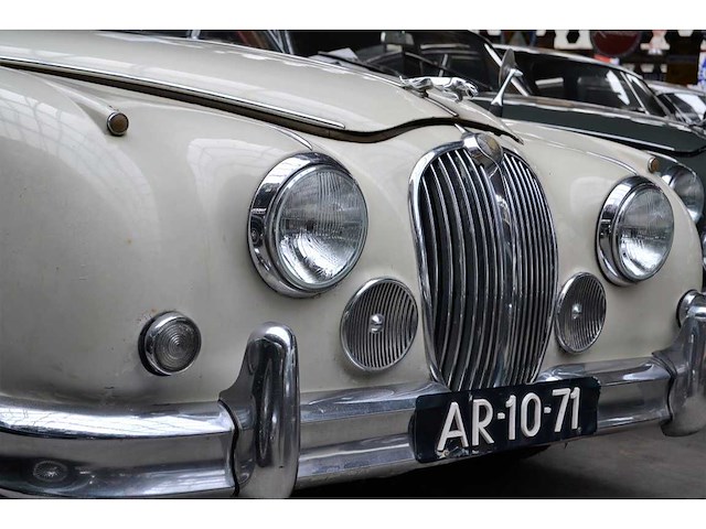 1960 jaguar mk 2 sedan | british classic sports saloon - afbeelding 20 van  21