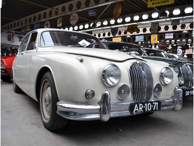 1960 jaguar mk 2 sedan | british classic sports saloon - afbeelding 21 van  21
