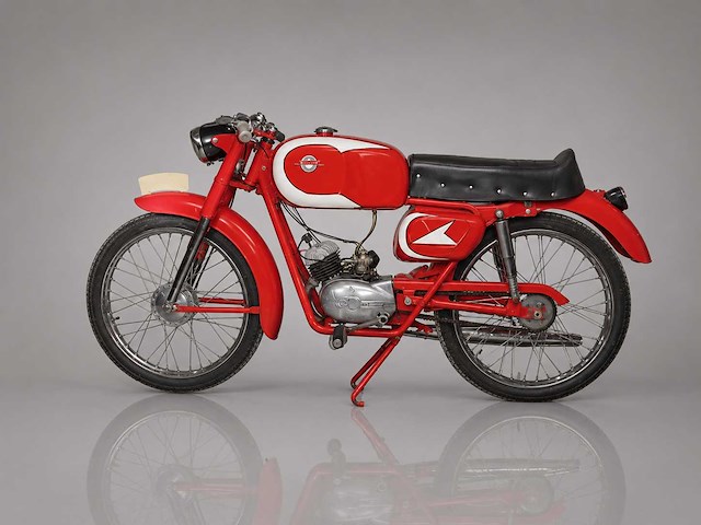 1960 malanca nicky 50cc | italian classic moped - afbeelding 1 van  2