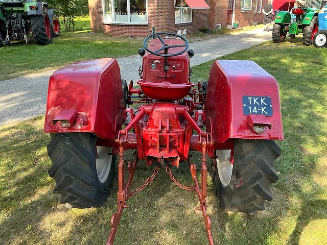 1960 mc cormick d-324 tweewielaangedreven landbouwtractor - afbeelding 6 van  7
