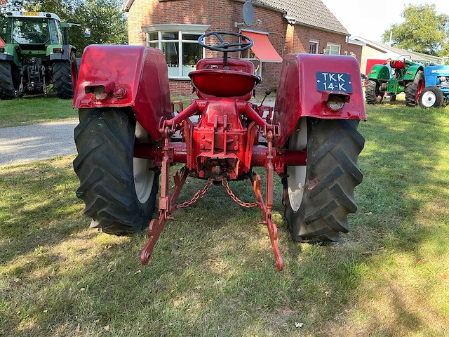 1960 mc cormick d-324 tweewielaangedreven landbouwtractor - afbeelding 5 van  7