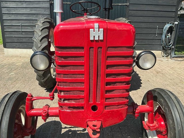 1960 mc cormick international d-324 standard oldtimer tractor - afbeelding 23 van  23