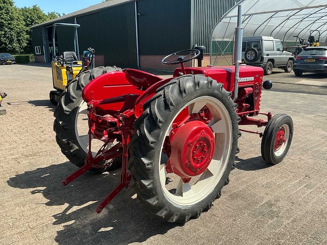 1960 mc cormick international d-324 standard oldtimer tractor - afbeelding 5 van  23