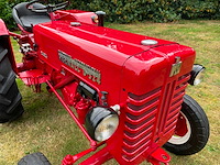 1960 mccormick ih 324 oldtimer tractor - afbeelding 14 van  50