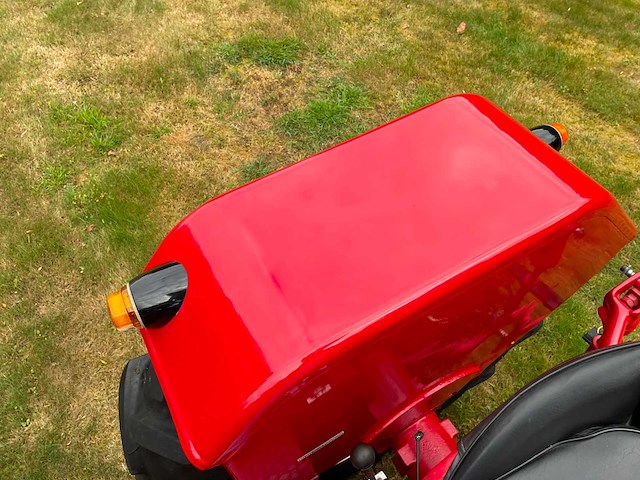 1960 mccormick ih 324 oldtimer tractor - afbeelding 18 van  50