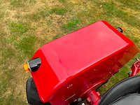 1960 mccormick ih 324 oldtimer tractor - afbeelding 18 van  50