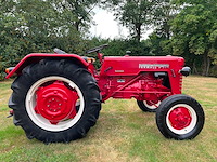 1960 mccormick ih 324 oldtimer tractor - afbeelding 48 van  50