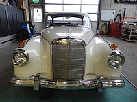1960 mercedes-benz 300 "adenauer" | german luxury saloon - afbeelding 26 van  39