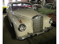 1960 mercedes-benz 300 "adenauer" | german luxury saloon - afbeelding 32 van  39