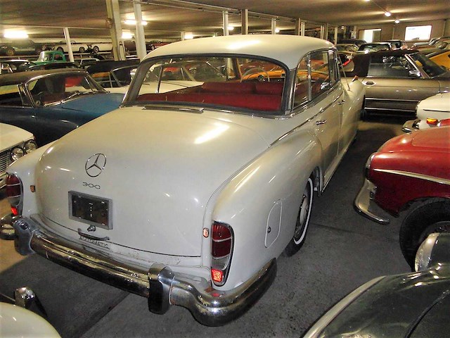 1960 mercedes-benz 300 "adenauer" | german luxury saloon - afbeelding 37 van  39