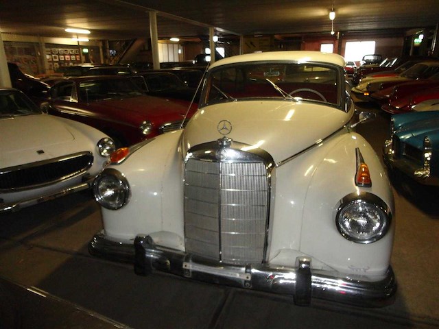 1960 mercedes-benz 300 "adenauer" | german luxury saloon - afbeelding 38 van  39