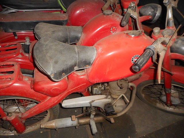 1960 motom 50cc restoration project | italian classic moped - afbeelding 3 van  17