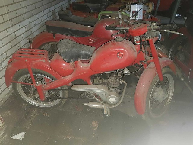 1960 motom 50cc restoration project | italian classic moped - afbeelding 9 van  17