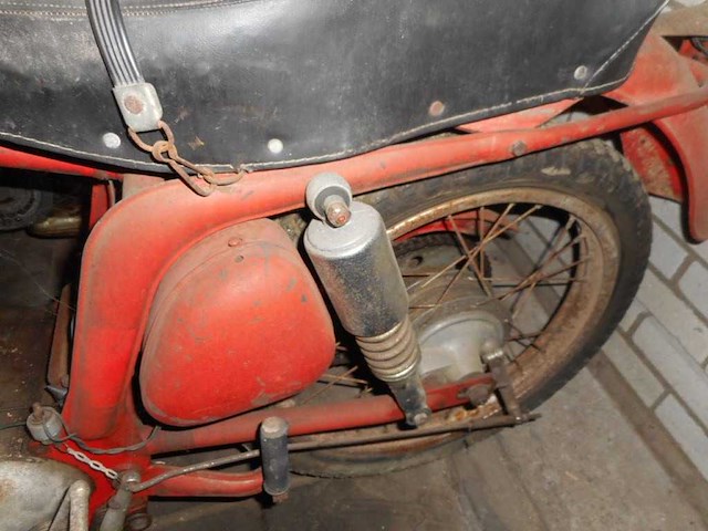 1960 mv agusta motorcycle | italian classic motorcycle - afbeelding 10 van  19