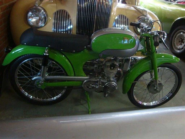 1960 pegaso sport 50cc | classic moped - afbeelding 1 van  4