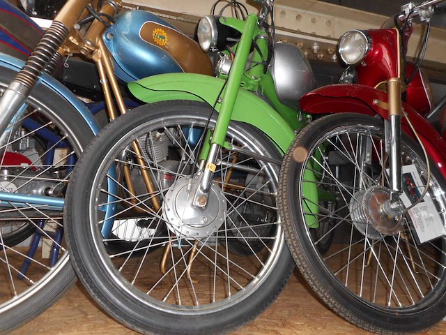 1960 pegaso sport 50cc | classic moped - afbeelding 8 van  9