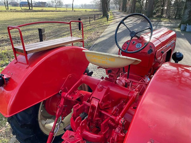 1960 porsche standard 218h oldtimer tractor - afbeelding 23 van  36