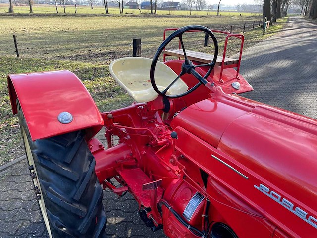 1960 porsche standard 218h oldtimer tractor - afbeelding 24 van  36