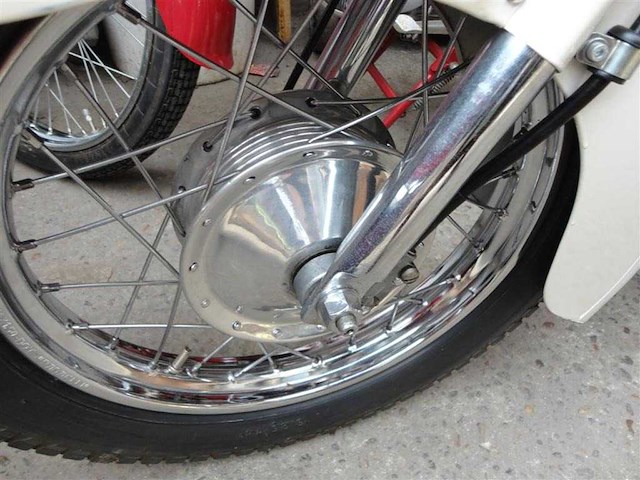 1960 rumi twin cylinder | italian classic motorcycle - afbeelding 6 van  11