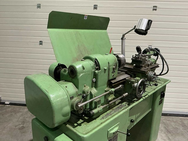 1960 schaublin 102 vm centerdraaibank met spantangen, vierklauw en wisselwielen - afbeelding 6 van  21