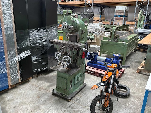 1960 union fv-4a universele freesmachine - afbeelding 1 van  10