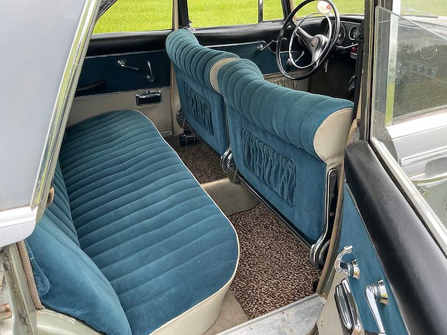 1961 borgward 100 oldtimer - afbeelding 6 van  25