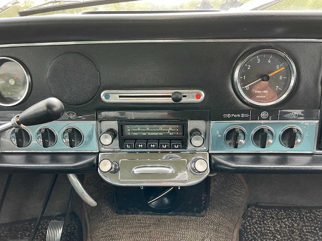 1961 borgward 100 oldtimer - afbeelding 7 van  25
