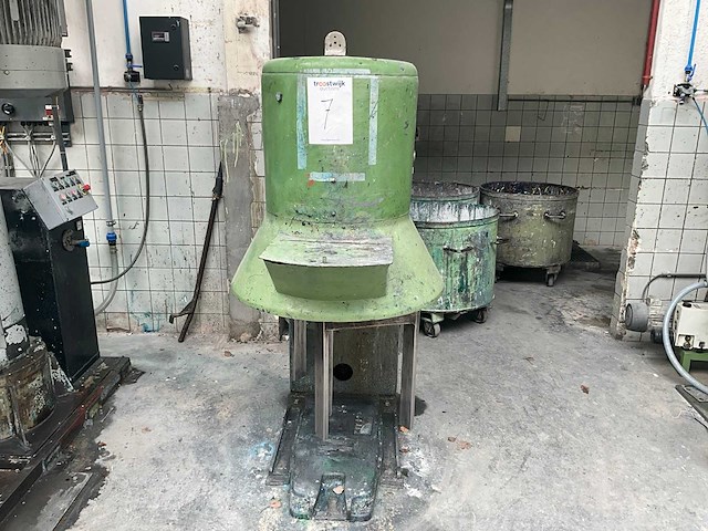 1961 draiswerke fh4 planeetmenger / zware industriële mixer - afbeelding 2 van  8
