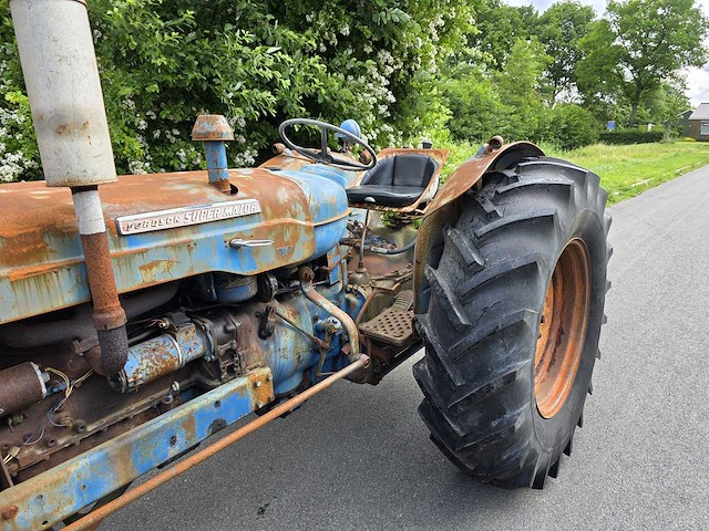 1961 fordson super major oldtimer tractor - afbeelding 10 van  12