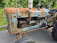 1961 fordson super major oldtimer tractor - afbeelding 9 van  12