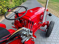 1961 mccormick ih 324 s smalspoor vineyard oldtimer tractor - afbeelding 6 van  40