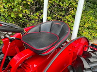 1961 mccormick ih 324 s smalspoor vineyard oldtimer tractor - afbeelding 11 van  40