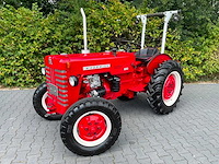 1961 mccormick ih 324 s smalspoor vineyard oldtimer tractor - afbeelding 28 van  29