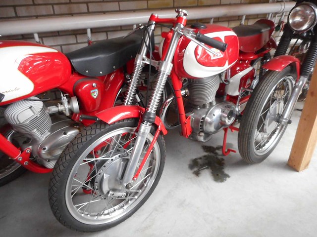 1961 moto morini tresette grand sport | italian classic motorcycle - afbeelding 4 van  7