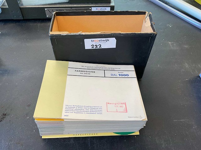 1961 ral 840 hr kleurenregister - afbeelding 1 van  1