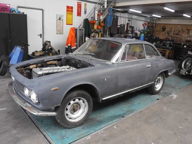 1962 alfa romeo 2600 sprint coupe | italian classic grand tourer - afbeelding 20 van  27
